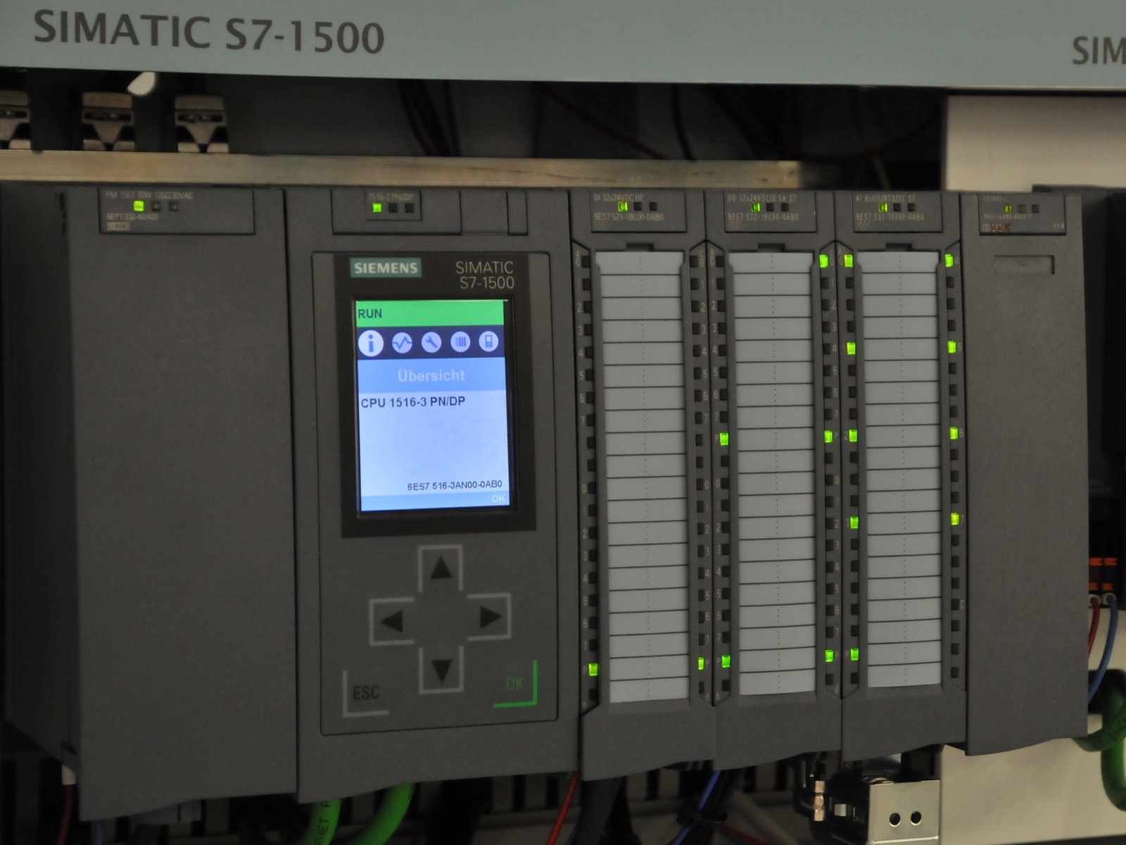Siemens SIMATIC S7-1500 CPU met I/O-modules